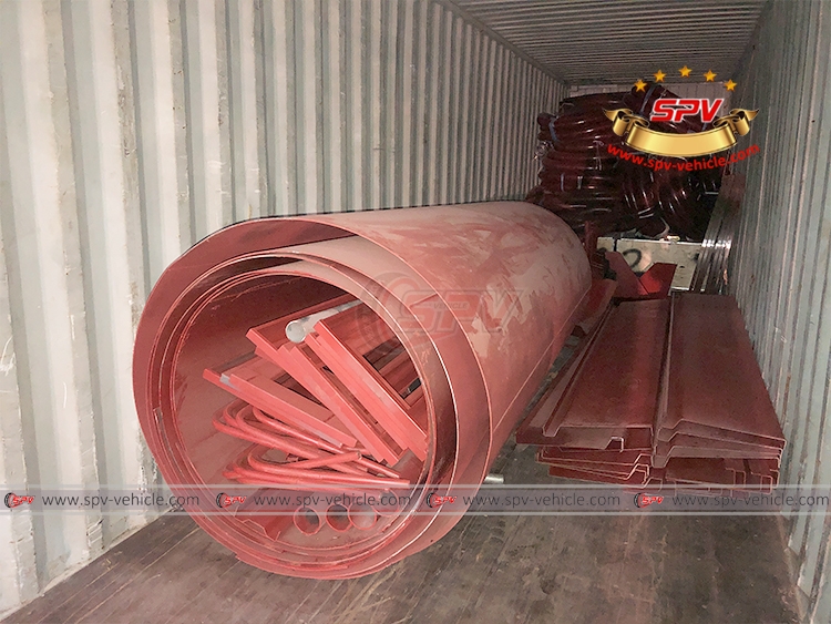 4,000 Litres Sewage Vacuum Tanker Body - Loading 2